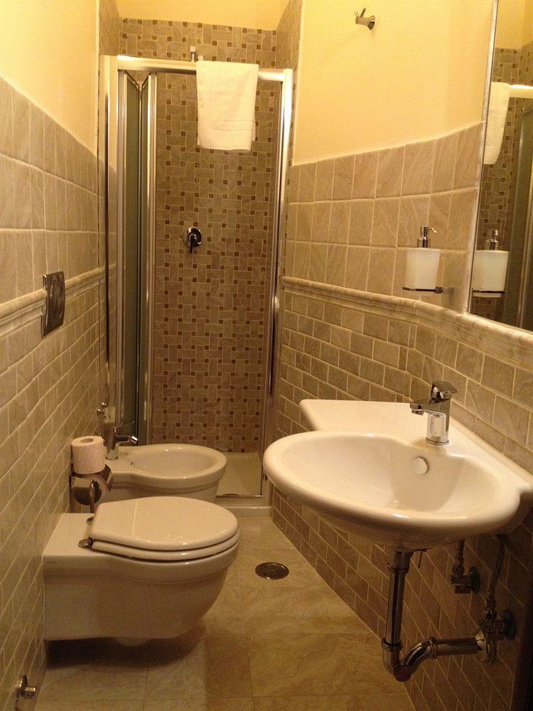Отель Residenza Sistina Рим Экстерьер фото